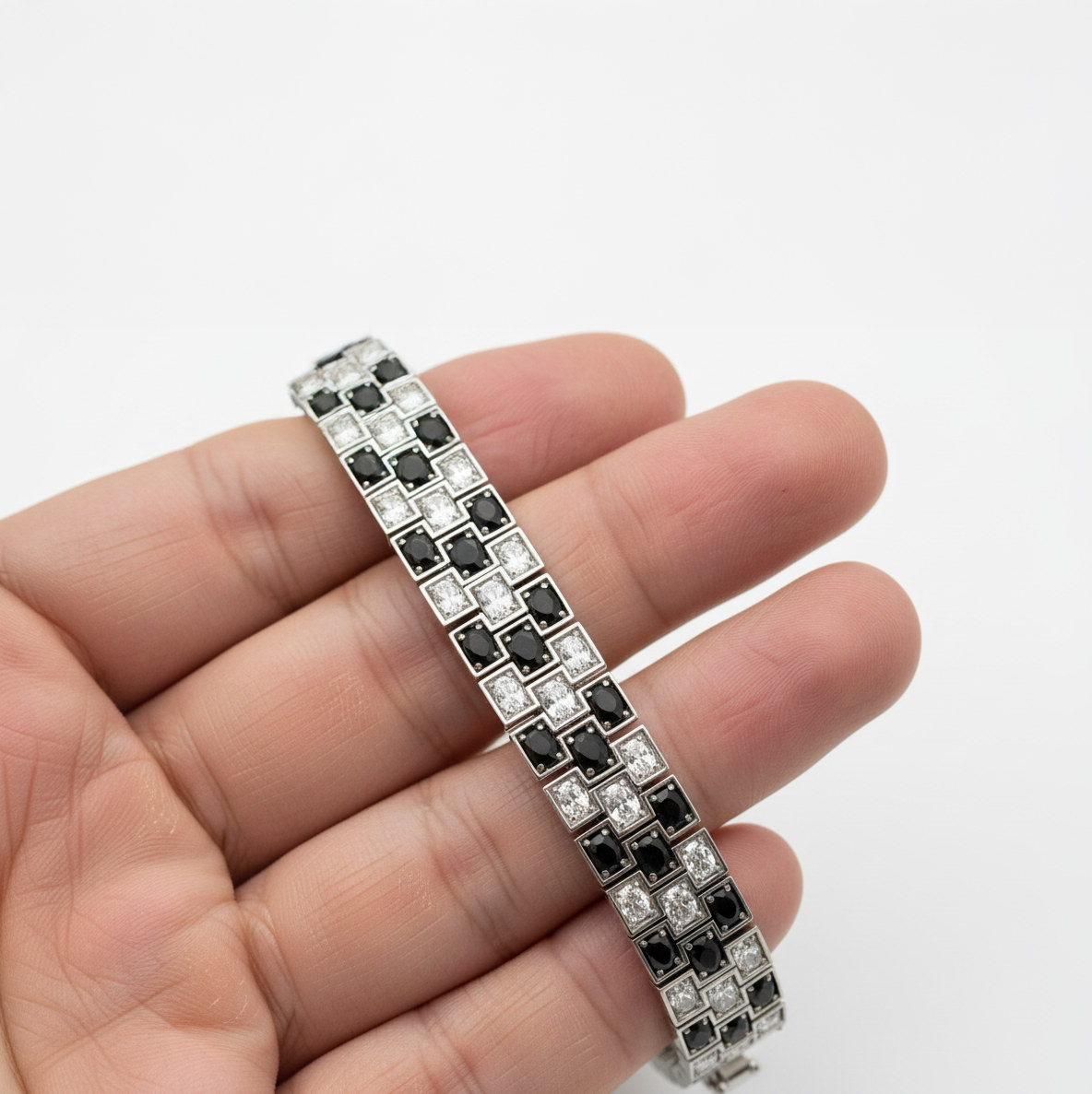 THREE LINE OVAL BRACELET, view 4